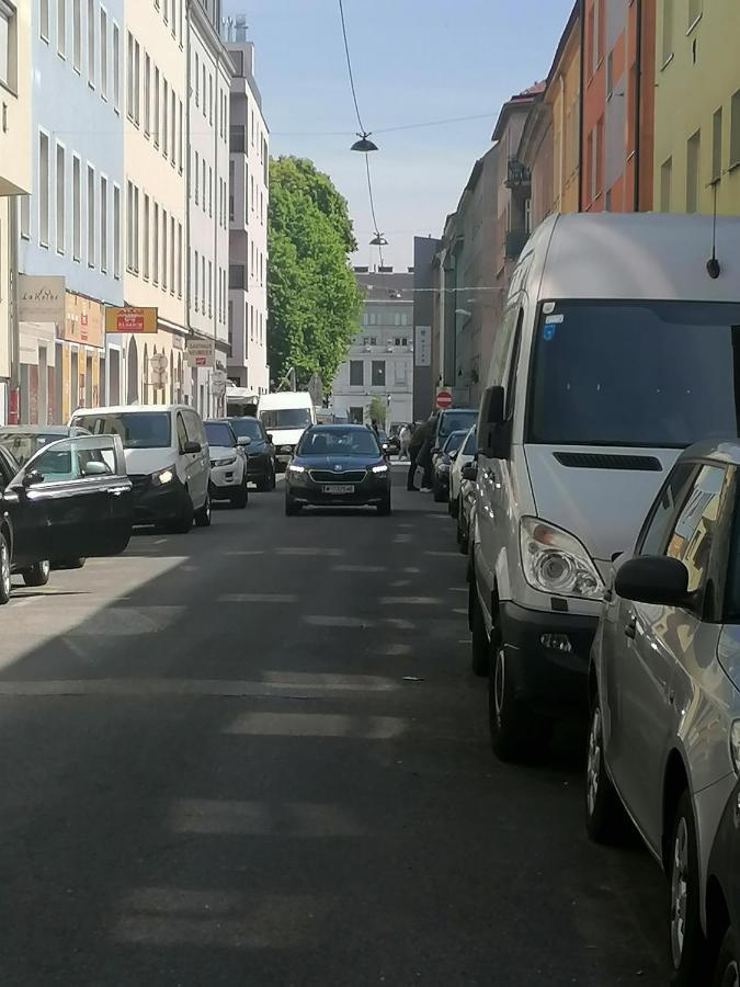 Alpha 7min To The Centar * Viena