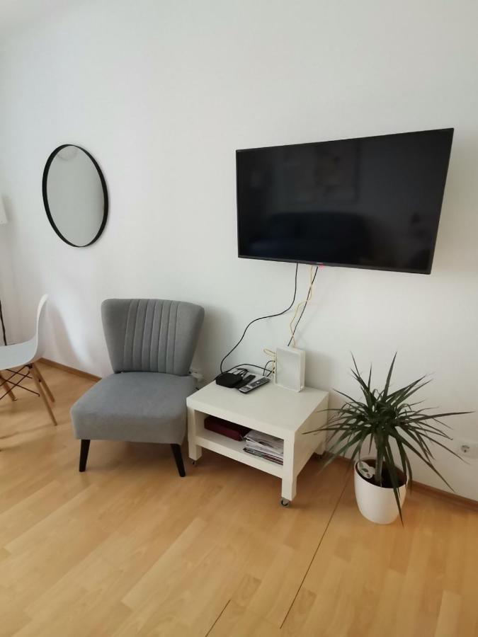 Alpha 7min To The Centar Apartamento *